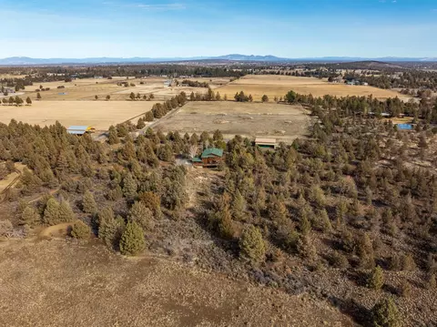 View/Area - 64975 Allen Rd, Bend, OR 97703 photo 8 of 13