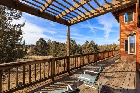 Exterior - 64975 Allen Rd, Bend, OR 97703 photo 10 of 11