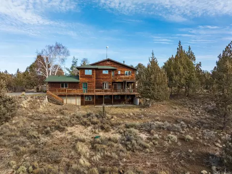 Exterior - 64975 Allen Rd, Bend, OR 97703 photo 8 of 11