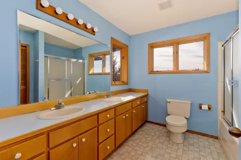 Bath - 64975 Allen Rd, Bend, OR 97703 photo 1 of 5