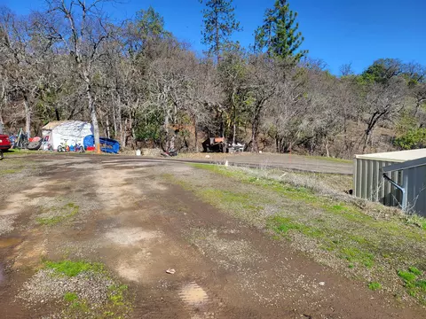 920 W Rolling Hills Dr, Eagle Point, OR 97524 photo 5