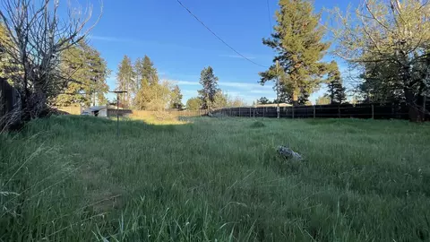 61153 Hamilton Ln, Bend, OR 97702 photo 3