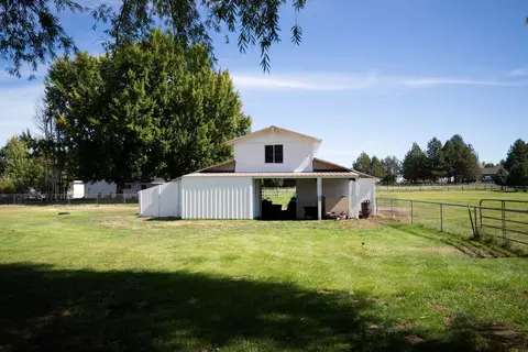 63265 Peterman Ln, Bend, OR 97701 photo 23