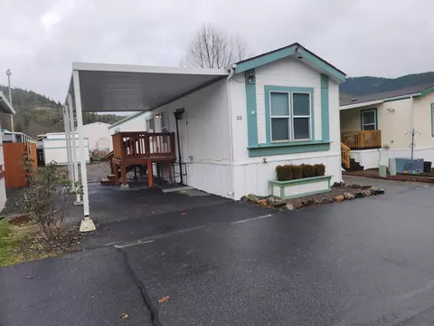 2325 NW Highland Ave #33, Grants Pass, OR 97526