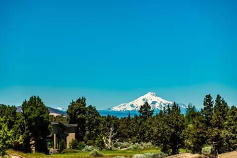 65807 Sanctuary Dr #276, Bend, OR 97701
