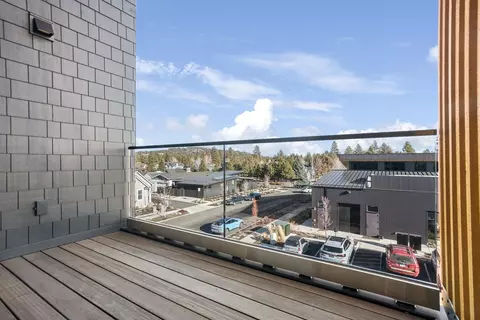 2745 NW Ordway Ave #310, Bend, OR 97703