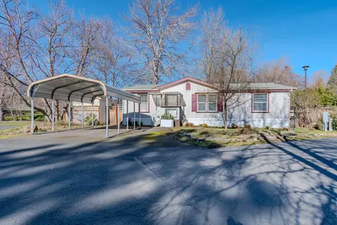 321 Clay St #SPC 37, Ashland, OR 97520