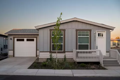 63742 Pavillion Pl #64, Bend, OR 97701