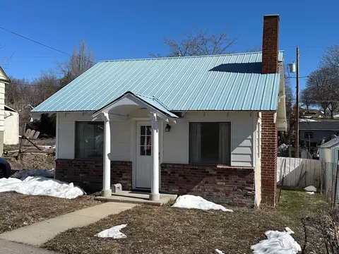 1435 Worden Ave, Klamath Falls, OR 97601