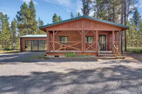 54735 Wolf St, Bend, OR 97707