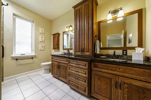 137 Keystone Way, Eagle Point, OR 97524 photo 8