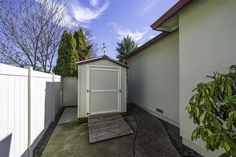 137 Keystone Way, Eagle Point, OR 97524 photo 13