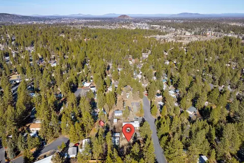 60929 Alpine Dr, Bend, OR 97702 photo 12