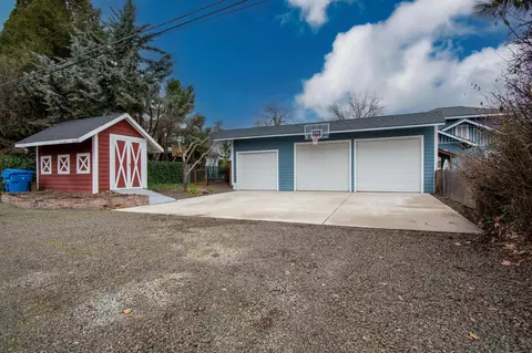 111 Kelso St, Eagle Point, OR 97524 photo 35