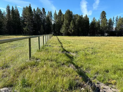 17410 Cedar Ct, Bend, OR 97707 photo 17
