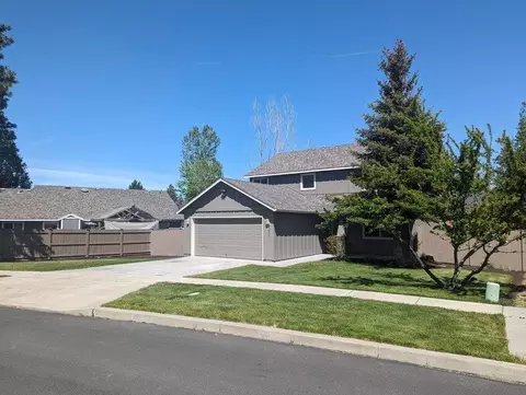 61024 Honkers Ln, Bend, OR 97702