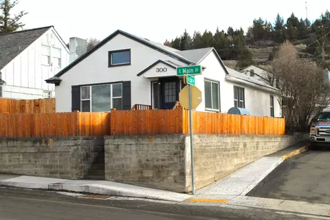 Exterior - 300 E Main St, John Day, OR 97845 photo 2 of 5