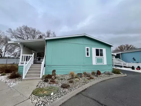 4200 Summers Ln UNIT 87, Klamath Falls, OR 97603