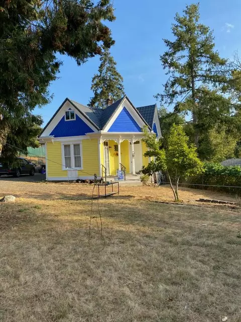 1811 SE Starmer St #0, Roseburg, OR 97470