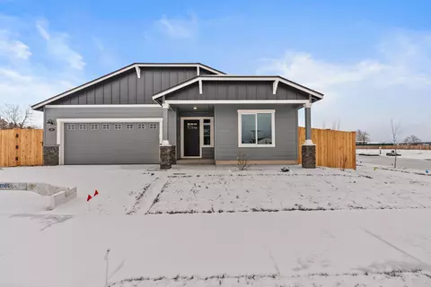 1490 NW Willow Parkway Rd #131, Madras, OR 97741