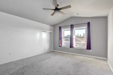 Bedroom - 1013 Ruby Meadows Dr, Eagle Point, OR 97524 photo 1 of 4