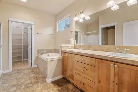 51907 Fordham Dr, La Pine, OR 97739 photo 10