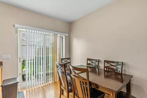 Dining - 155 Casey Way, Central Point, OR 97502 photo 1 of 1