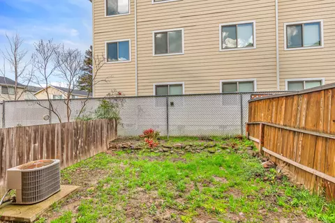 Exterior - 155 Casey Way, Central Point, OR 97502 photo 1 of 2