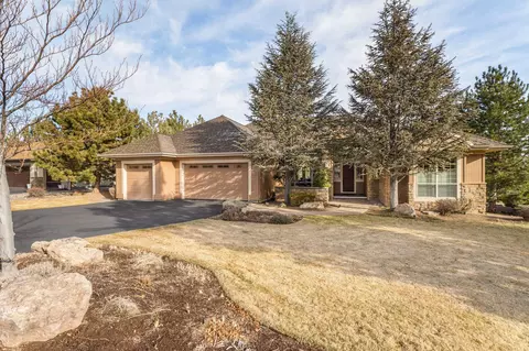 1977 Turnstone Rd, Redmond, OR 97756