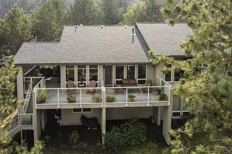 3343 NW Windwood Way, Bend, OR 97703