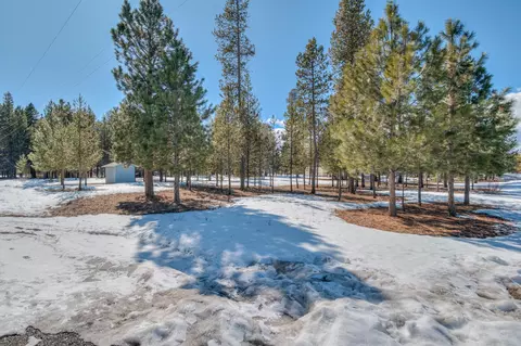53065 Woodstock Dr #12, La Pine, OR 97739