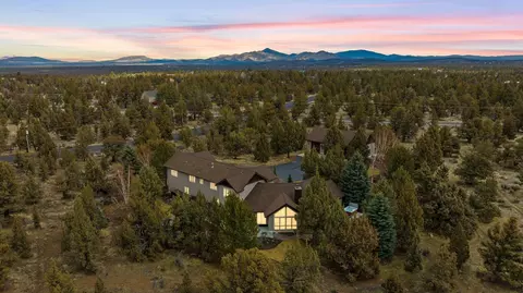 7648 NW Poplar Dr, Redmond, OR 97756