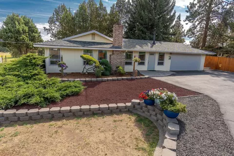 62320 Byram Rd, Bend, OR 97701 photo 1