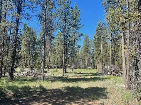 55907 Savage Rd, Bend, OR 97707