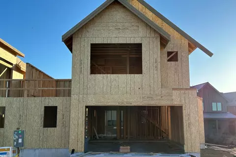 61294 Storms Ct #39, Bend, OR 97702