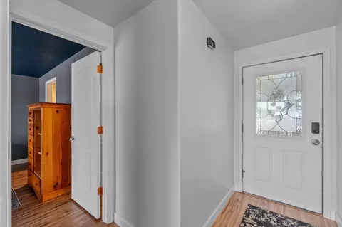Entry Way - 11211 NW King Ave, Prineville, OR 97754 photo 1 of 3
