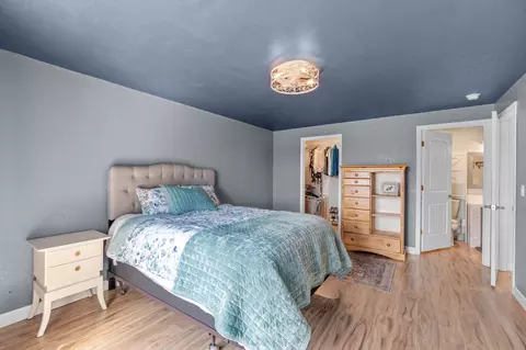 Bedroom - 11211 NW King Ave, Prineville, OR 97754 photo 1 of 6