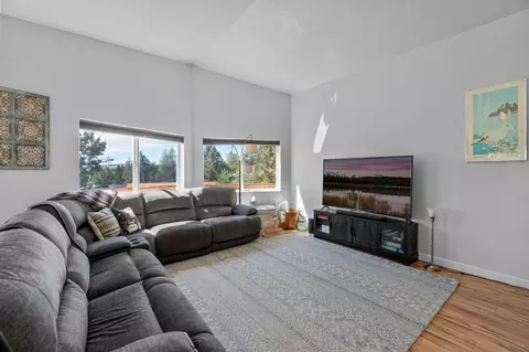 Living - 11211 NW King Ave, Prineville, OR 97754 photo 1 of 1