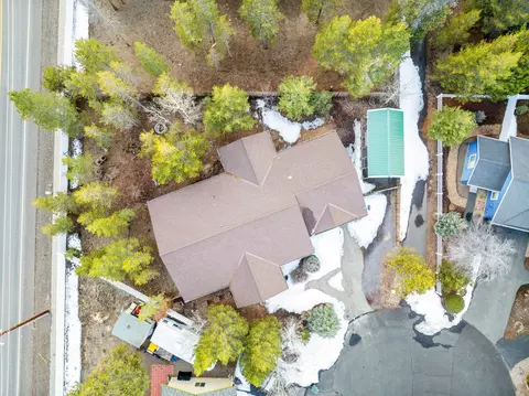 View/Area - 16685 Oakridge Pl, La Pine, OR 97739 photo 1 of 2