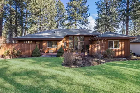 19557 Green Lakes Loop, Bend, OR 97702 photo 29