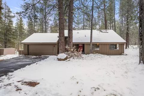 18023 Sandhill Ln, Sunriver, OR 97707