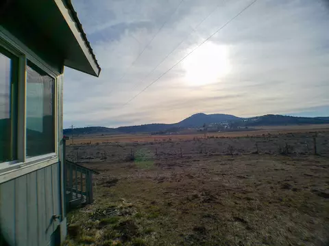 Exterior - 23727 Jefferson Ave, Beatty, OR 97621 photo 7 of 11