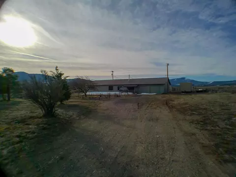 Exterior - 23727 Jefferson Ave, Beatty, OR 97621 photo 1 of 11