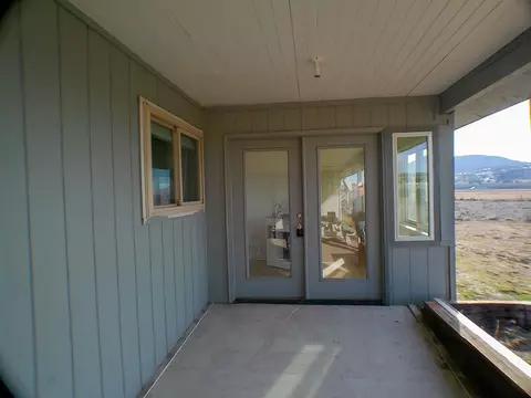 Exterior - 23727 Jefferson Ave, Beatty, OR 97621 photo 6 of 11