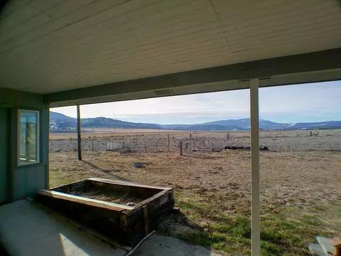 Exterior - 23727 Jefferson Ave, Beatty, OR 97621 photo 11 of 11