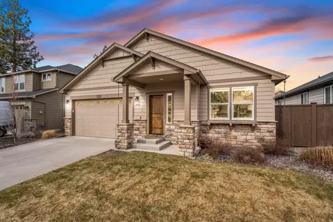 19728 Aspen Meadows Dr, Bend, OR 97702