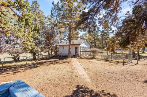 63480 Hughes Rd, Bend, OR 97701 photo 32