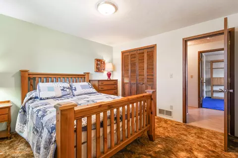 63480 Hughes Rd, Bend, OR 97701 photo 23