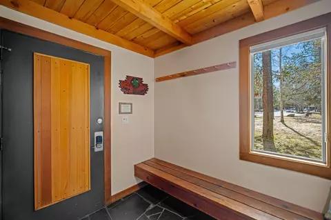 57081 Wild Lily Ln #13, Sunriver, OR 97707