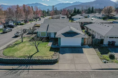 601 Benjamin Way, Phoenix, OR 97535 photo 20